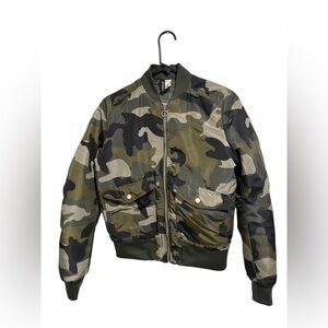 Divided Army Camouflage Long Sleeve Jacket Size 6